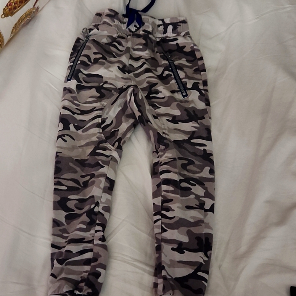 Jogging pants
